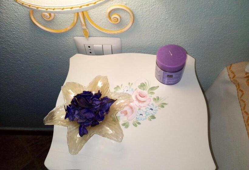 חדר דלוקס, B&b Sa Lumenaria Da Raimonda