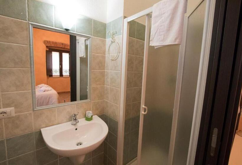 חדר סטנדרט, B&b Sa Lumenaria Da Raimonda