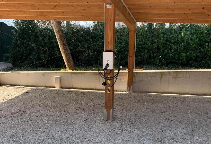 四人标准间, Bellafiora Affittacamere