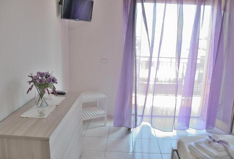 חדר סטנדרט עם מרפסת, B&b Al Sole Di Sicilia
