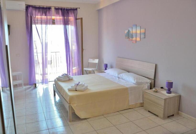 חדר סטנדרט עם מרפסת, B&b Al Sole Di Sicilia