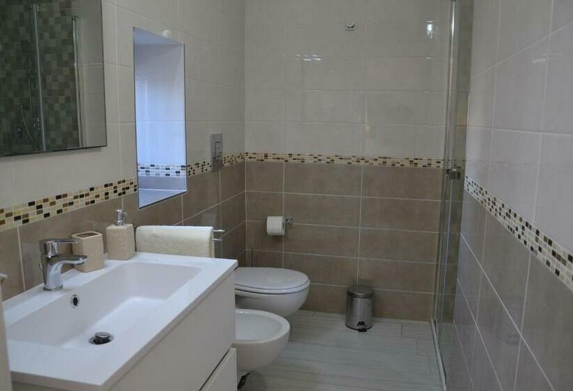 חדר דלוקס עם מרפסת נוף לים, Cuore Di Vieste