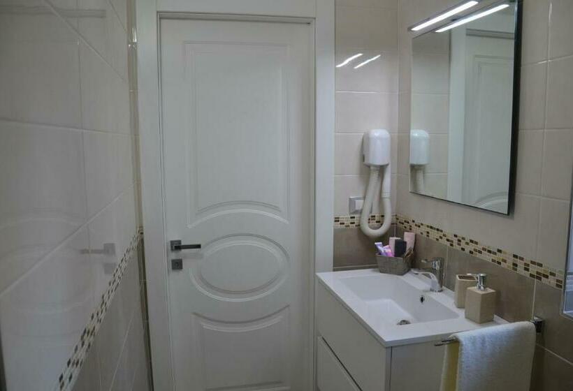 חדר דלוקס עם מרפסת נוף לים, Cuore Di Vieste