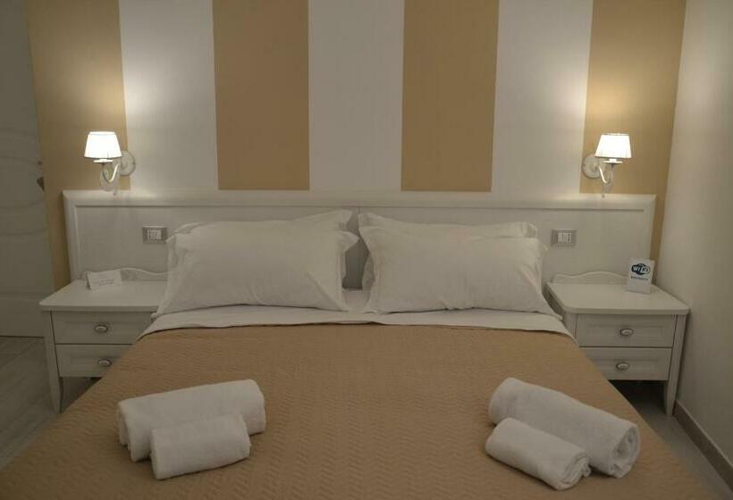 חדר דלוקס עם מרפסת נוף לים, Cuore Di Vieste