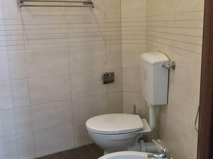 Standard Triple Room, Be Your Home Guest House Fuori Dal Porto