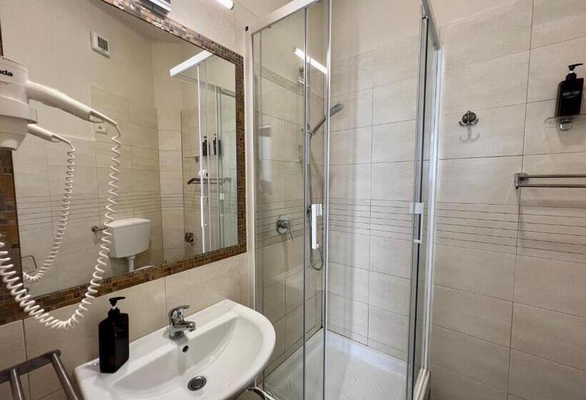 Standard Quadruple Room, Be Your Home Guest House Fuori Dal Porto