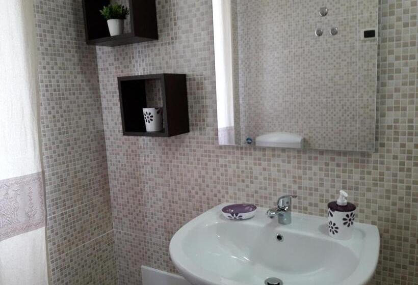 اتاق استاندارد, Al Sole Di Pula