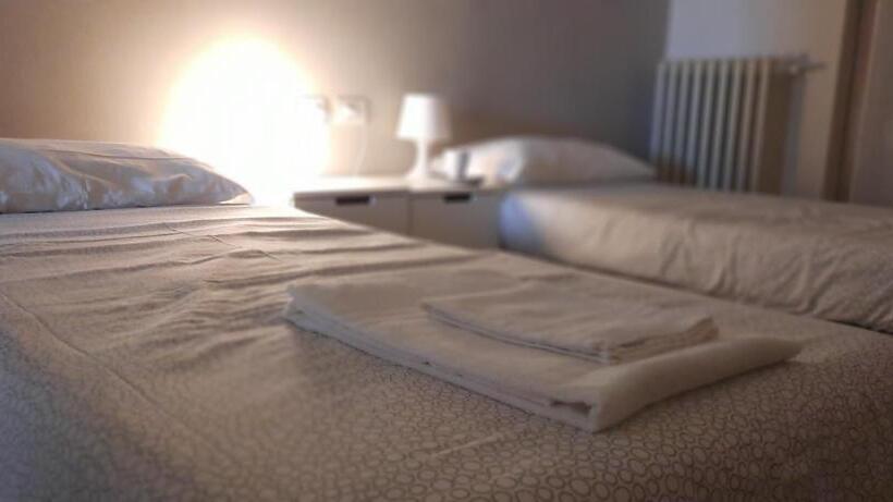 חדר סטנדרט עם מרפסת, Bgy Airport House Grassobbio