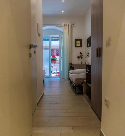 Трехместный Номер Deluxe, Lungomare Rooms