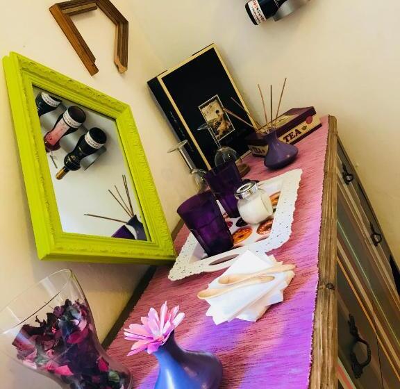 اتاق استاندارد با بالکن, B&b Le Statuine
