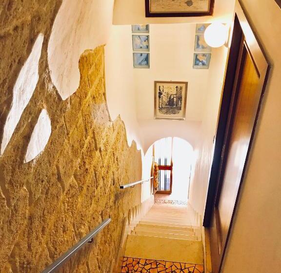 标准间带阳台, B&b Le Statuine