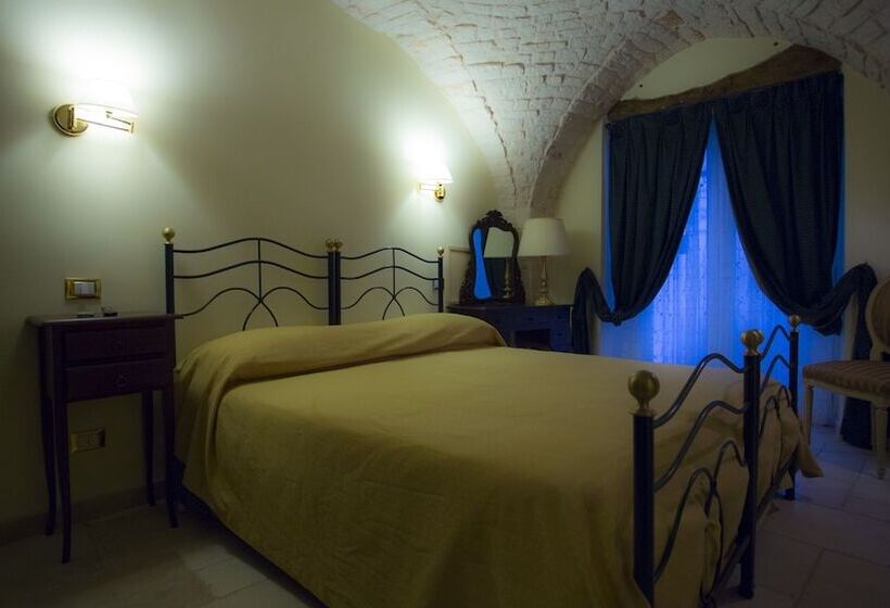 Номер Стандарт, La Dolce Vite