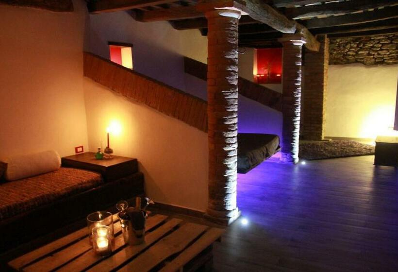 חדר דלוקס, Leamorine White House