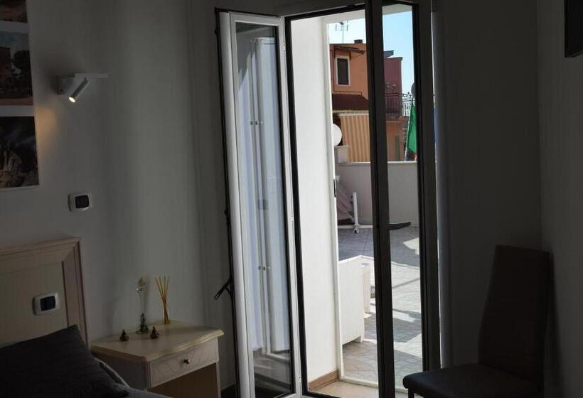 스탠다드 테라스 룸, Domus Al Corso B&b