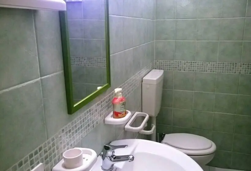 اتاق سوپریور چهار تخته, Casa Del Sole