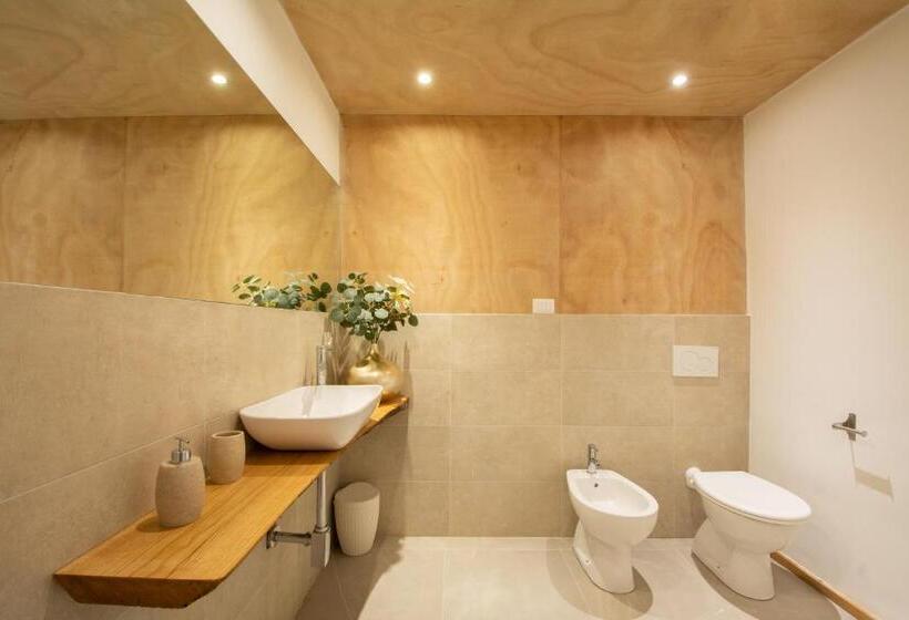 اتاق استاندارد سه تخته با بالکن, Catania Central Rooms