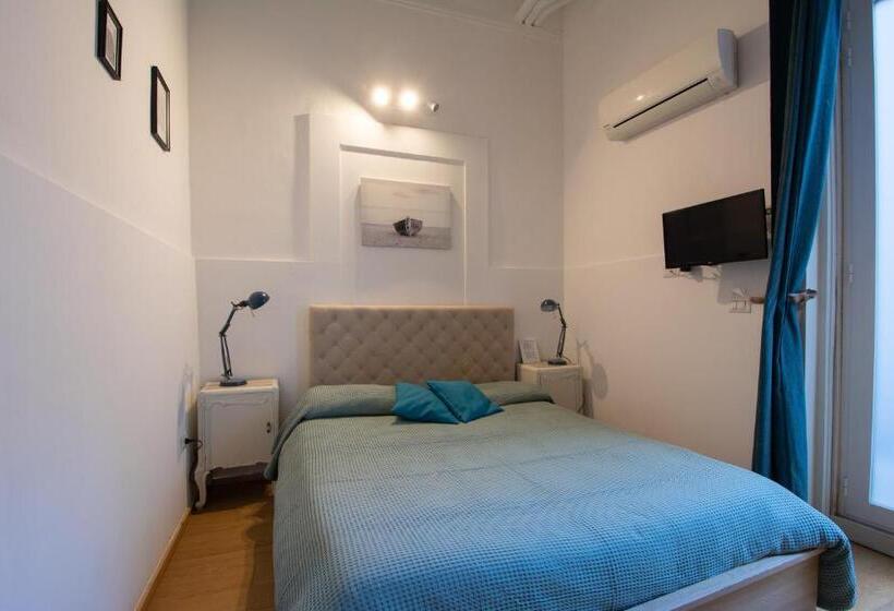 اتاق کلاسیک سه تخته, Catania Central Rooms