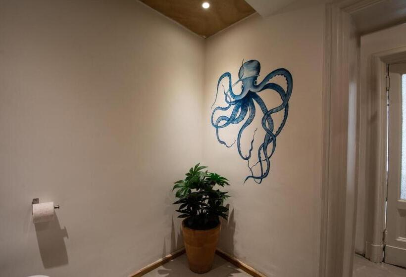 اتاق استاندارد سه تخته با بالکن, Catania Central Rooms