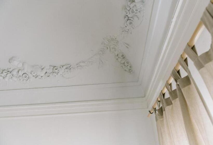 اتاق لوکس, Catania Central Rooms