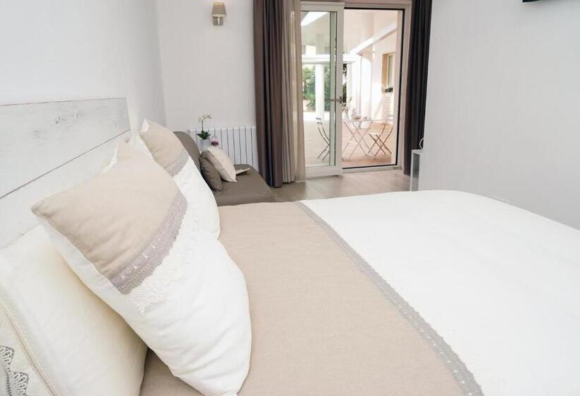 정원 전망 4인용 스탠다드 룸, Femily B&b Bed And Breakfast Di Puglia In Bari