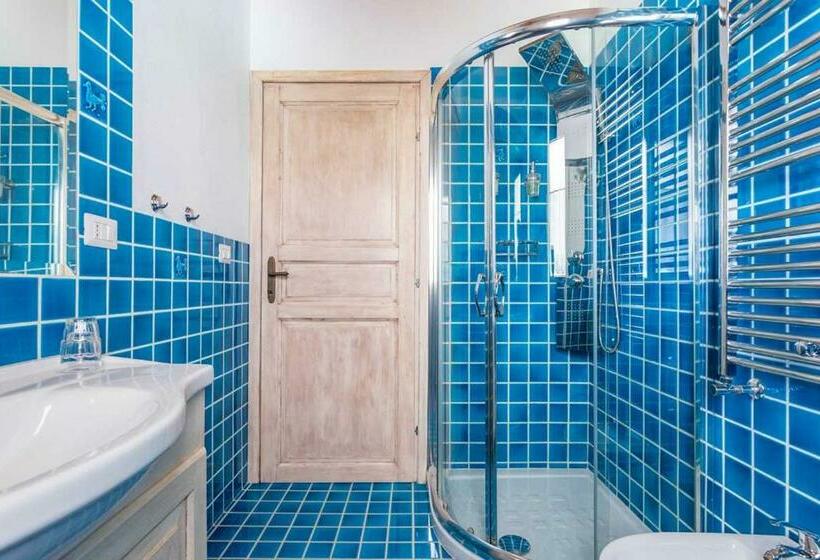 חדר סטנדרט לשלושה, Villa Flumini