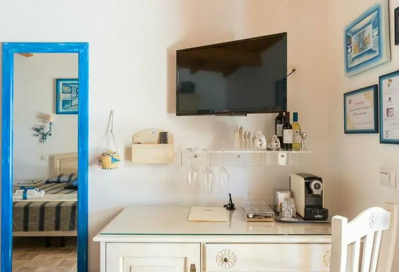 اتاق استاندارد سه نفره, Villa Flumini