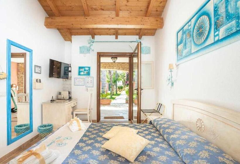 Номер Стандарт Трехместный, Villa Flumini