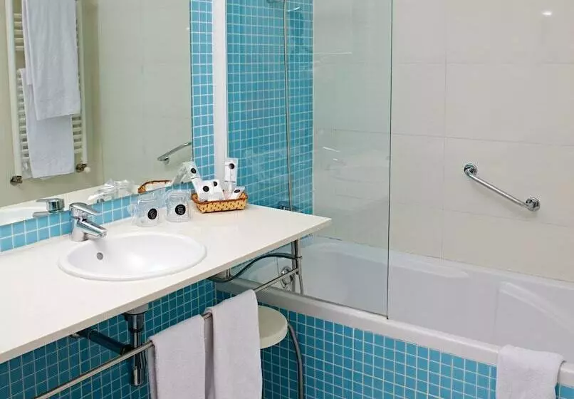 اتاق استاندارد با چشم‌انداز شهر, Albir Playa Hotel & Spa