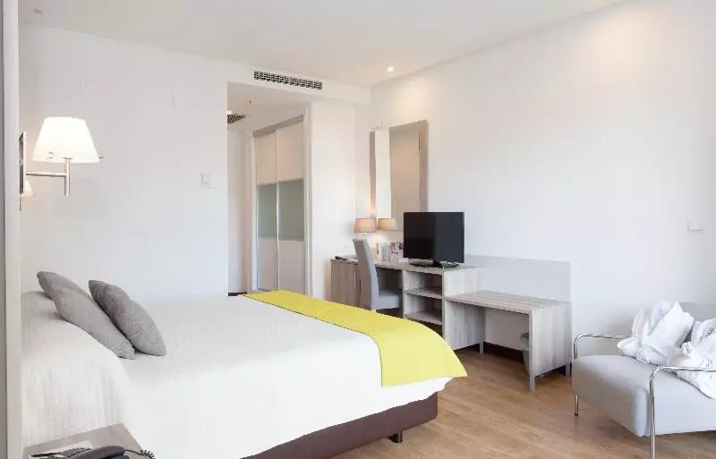 سوییت جونیور, Albir Playa Hotel & Spa