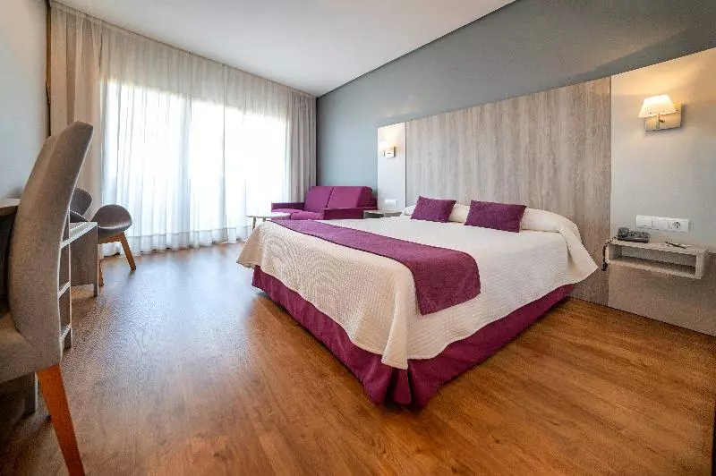 اتاق لوکس, Albir Playa Hotel & Spa