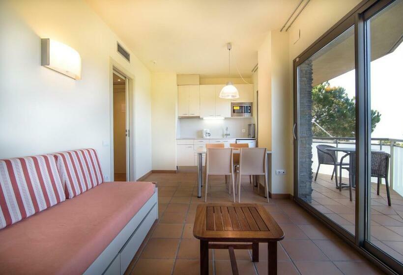 شقة غرفتين نوم مزودة بتراس, Aparthotel Ciutat De Palol