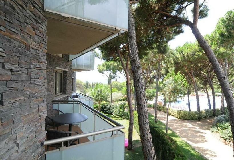 شقة غرفتين نوم مزودة بتراس, Aparthotel Ciutat De Palol