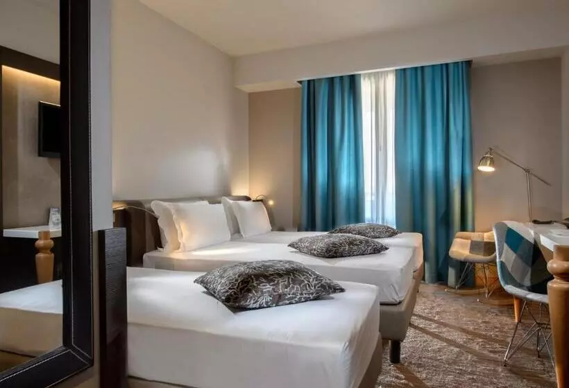 اتاق راحتی سه تخته, Elite Hotel & Spa
