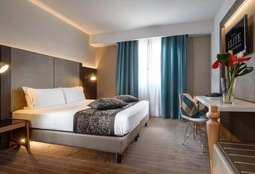 اتاق راحتی سه تخته, Elite Hotel & Spa