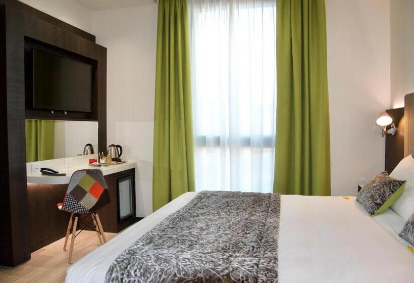 컴포트 룸, Elite Hotel & Spa