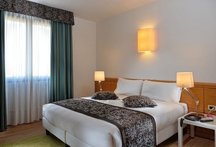 Апартаменты 1 Спальня, Elite Hotel & Spa