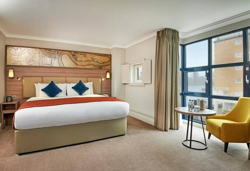 Номер Deluxe, Doubletree By Hilton  London  Docklands Riverside