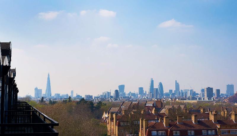 Номер Deluxe, Doubletree By Hilton  London  Docklands Riverside