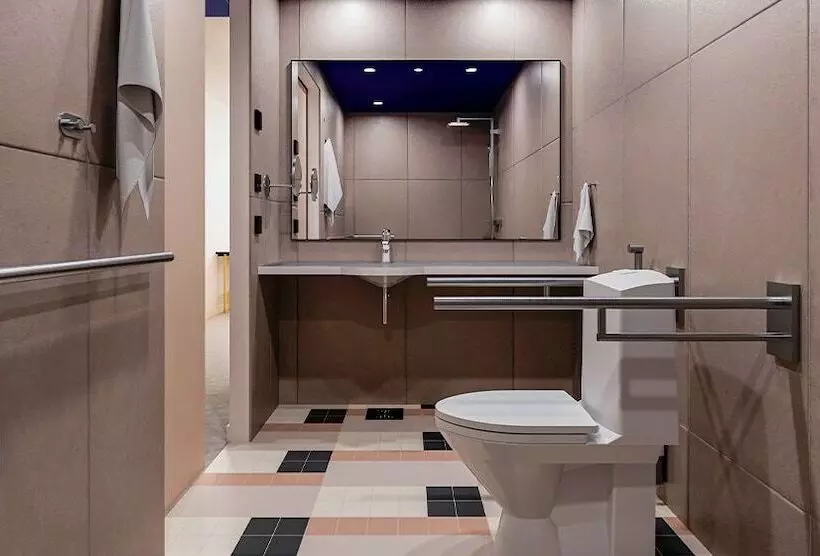 اتاق استاندارد, Original Sokos Hotel Royal