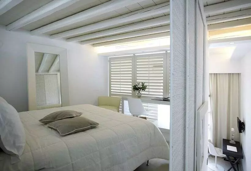 سوییت اجرایی, Semeli Hotel Mykonos