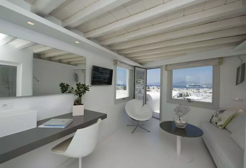 سوئیت اجرایی با چشم‌انداز دریا, Semeli Hotel Mykonos