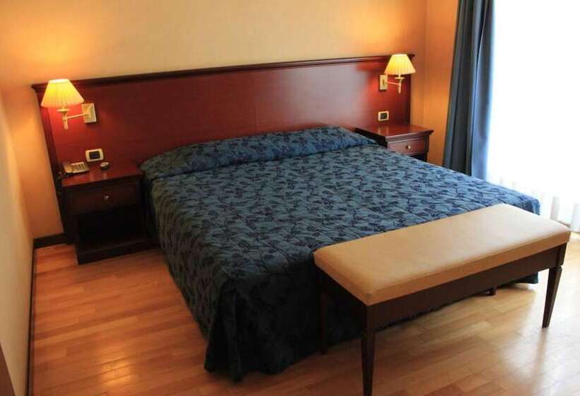 اتاق استاندارد, Terminal