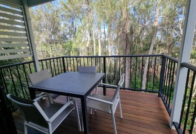 2 Bedroom Deluxe Apartment