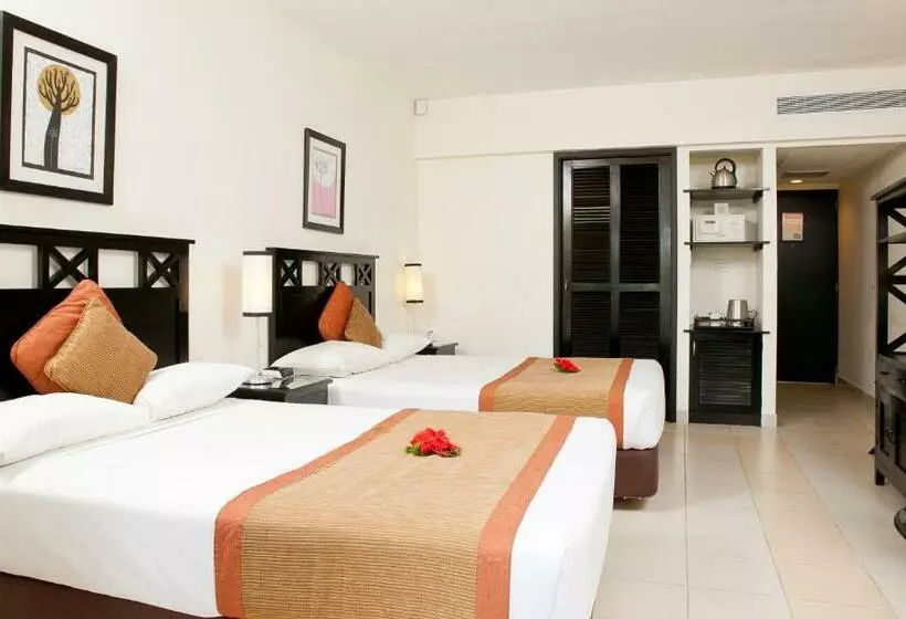 اتاق استاندارد با چشمانداز دریا, The Naviti Resort