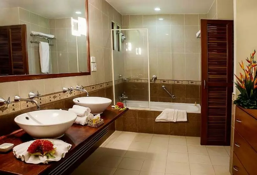 ویلای 1 خوابه, The Naviti Resort