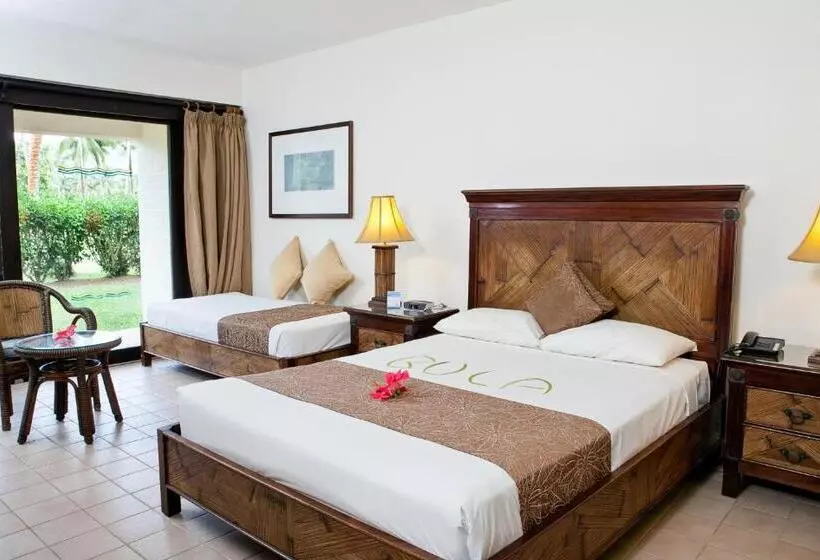 Deluxe Suite King Bed, The Naviti Resort