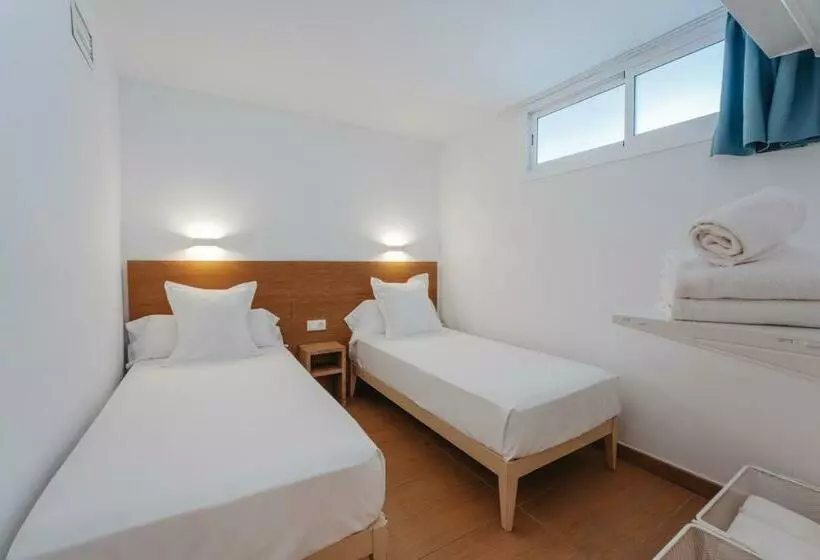 آپارتمان 2 خوابه, Aparthotel Ses Fotges