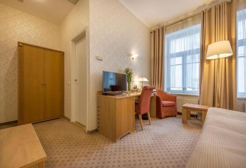 اتاق استاندارد, Artis Centrum Hotels