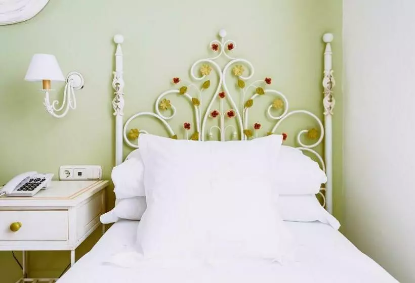 اتاق استاندارد یک نفره, Basic Hotel Doña Manuela