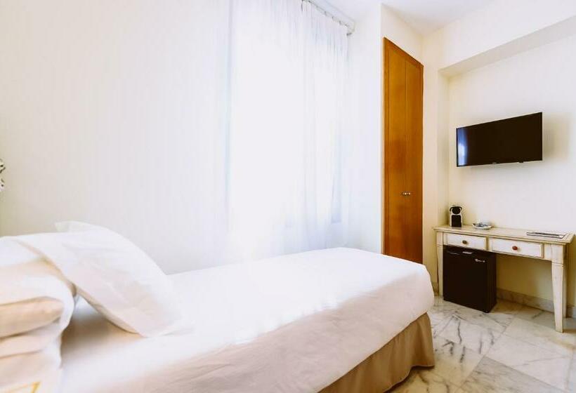 اتاق استاندارد یک نفره, Basic Hotel Doña Manuela
